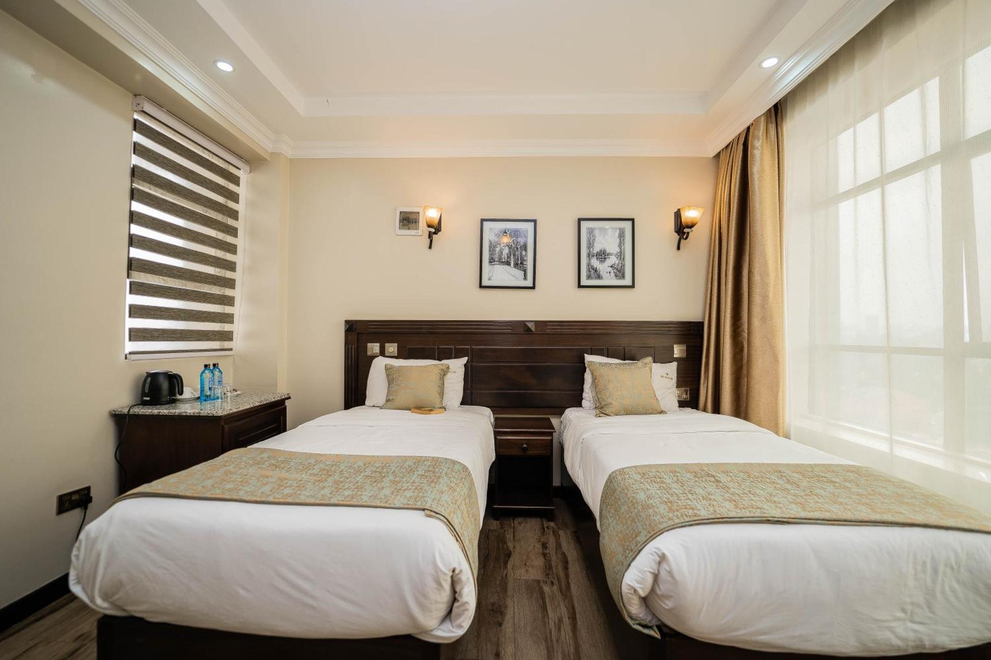 Hemak Suites Hotel Nairobi Esterno foto