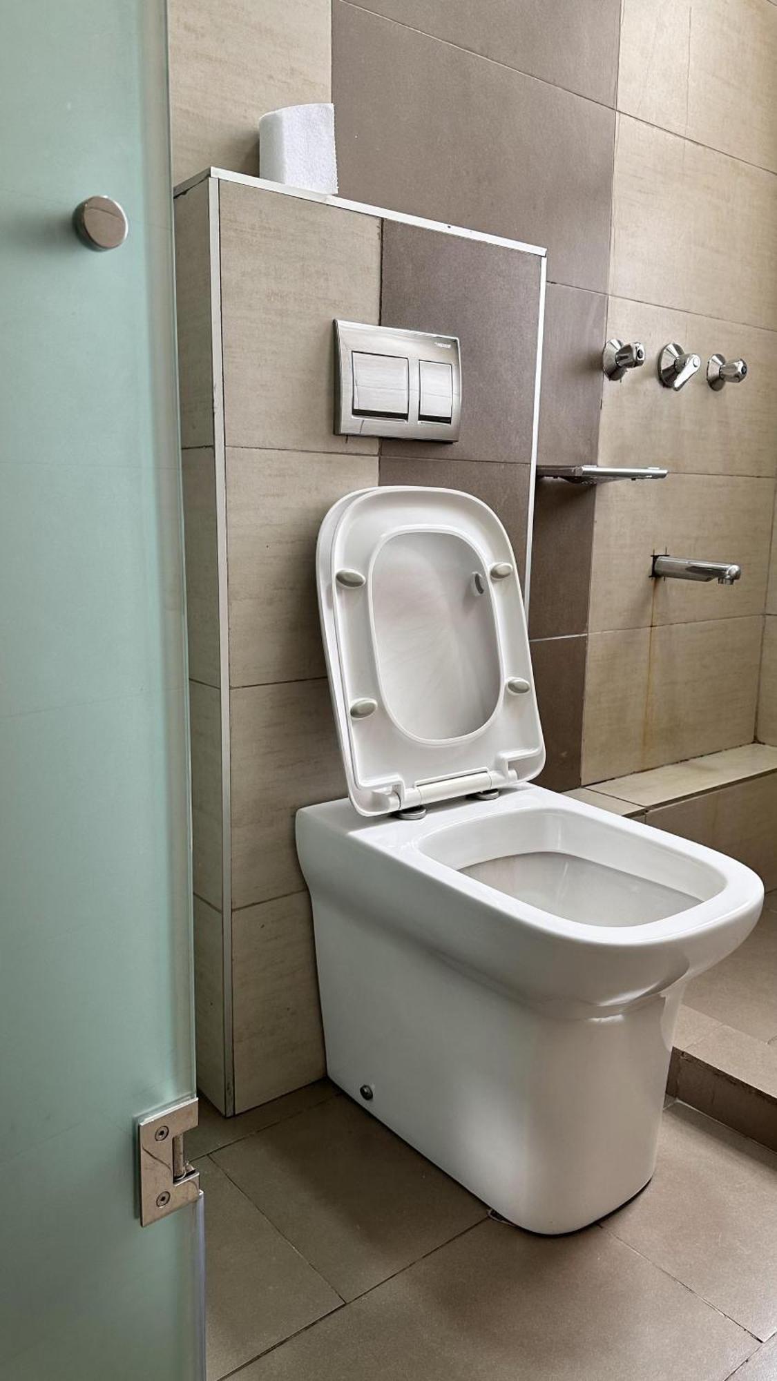 Hemak Suites Hotel Nairobi Esterno foto